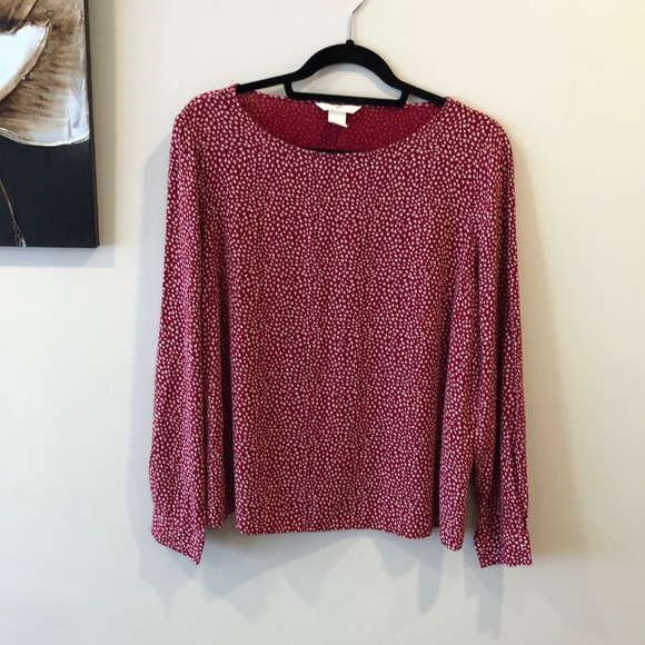 Red popover top with Hearts - Picture 1 of 4